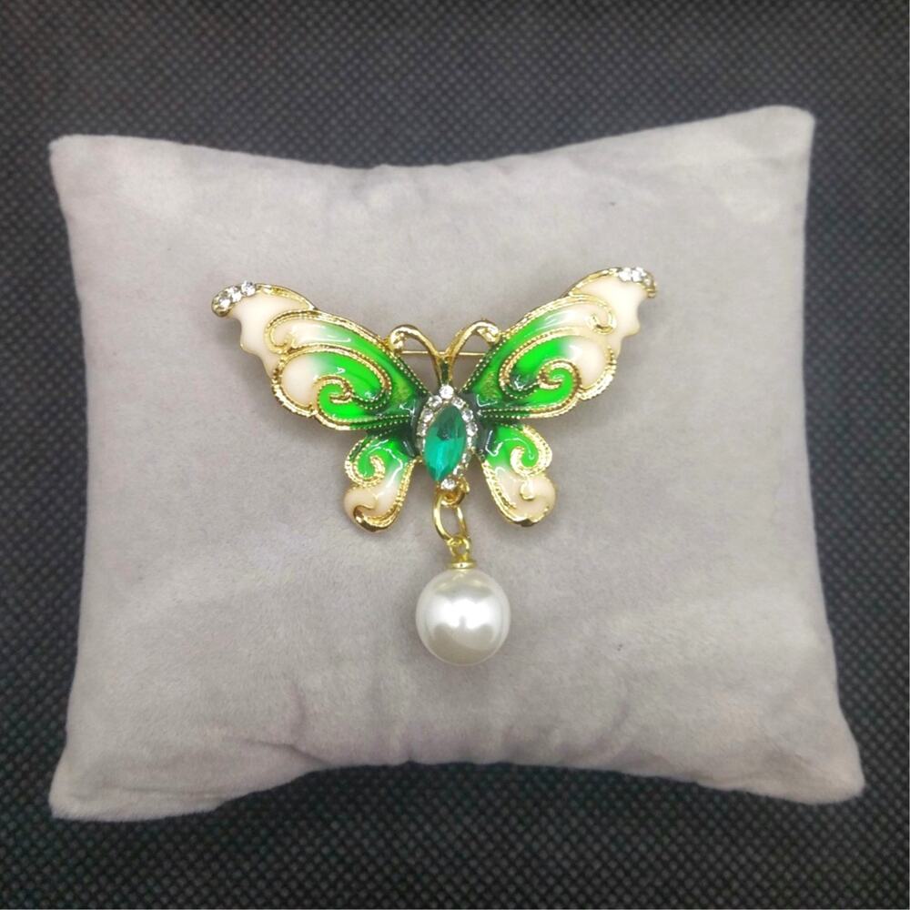 Feminine Butterfly Brooch or Pendant Green Cream Gold Scrolling Faux Pearl NEW
